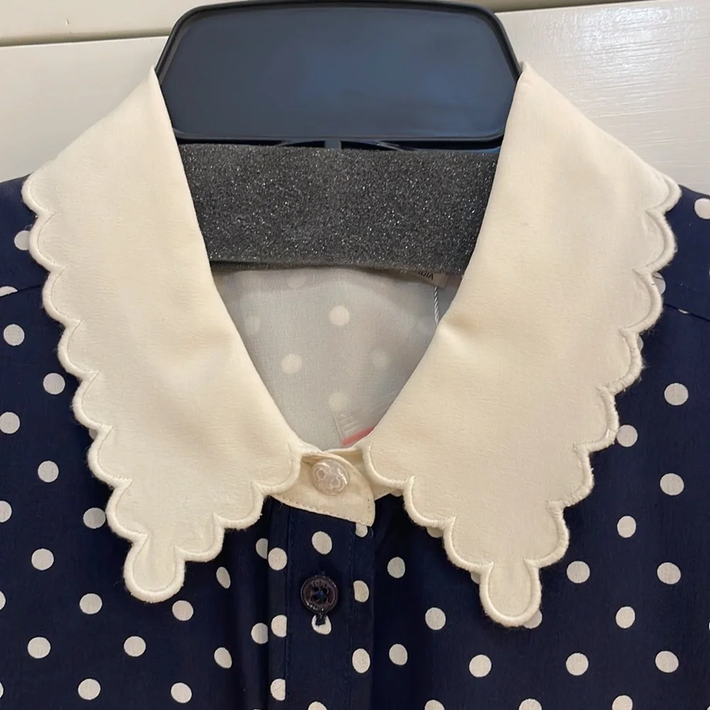 Tory Burch Scalloped Edge Silk Shirt - Picture 4 of 6